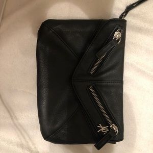 Black wristlet